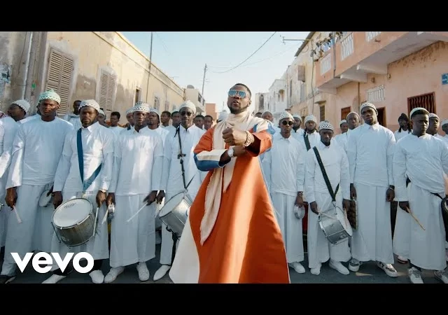 Kizz Daniel, a major force in Afrobeats, has released a new upbeat track titled “Shu-Peru” (Video)